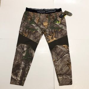 NWT Under Armour Camo Hunting Leggings
